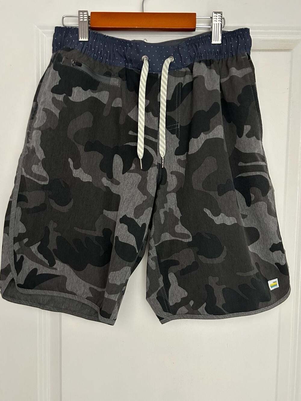 Vuori Banks Short Grey Camo Size S